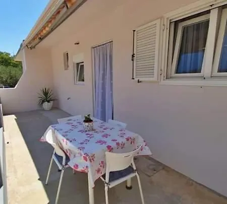 Antonio Apartment *