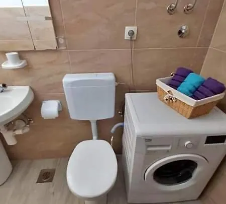 Antonio Apartment Dugi Rat